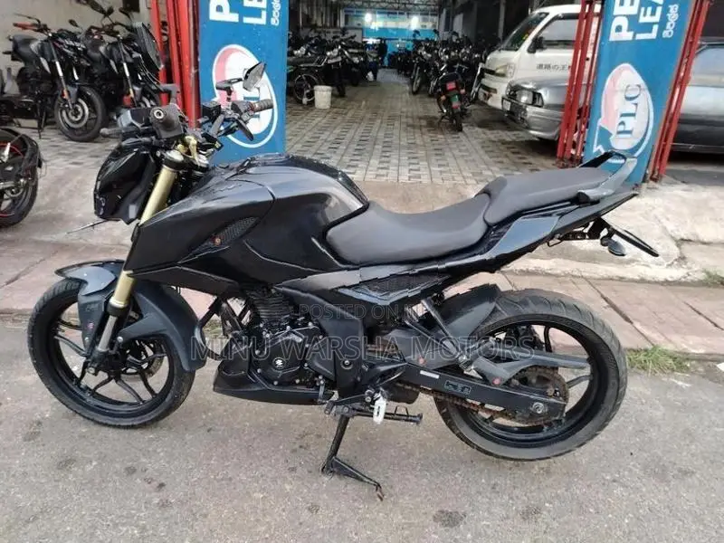 Bajaj Pulsar N160 2025