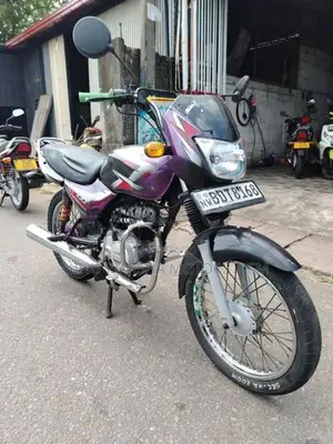 Bajaj CT100 2016