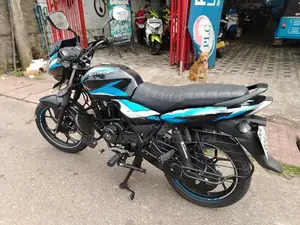 Bajaj Discover 125 2025