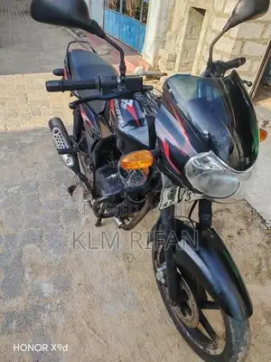 Bajaj Discover 2010