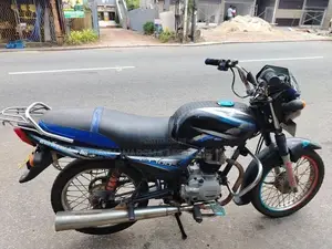 Bajaj CT100 2015