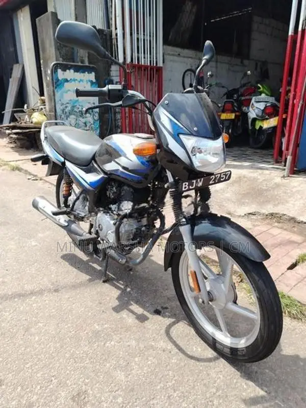 Bajaj CT100 2025