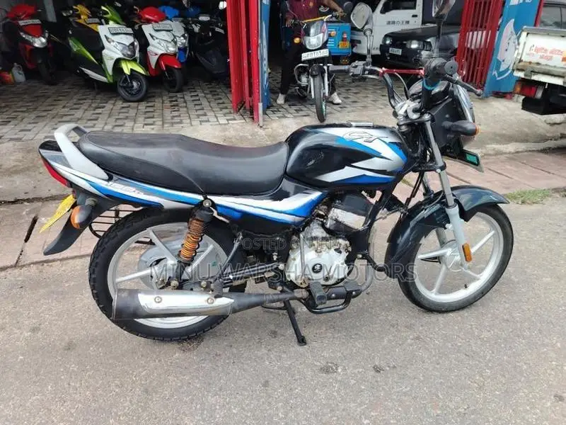 Bajaj CT100 2025