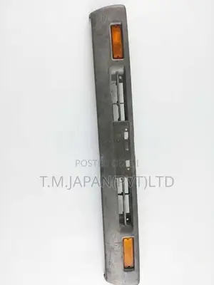 Nissan D21 Front Bumper