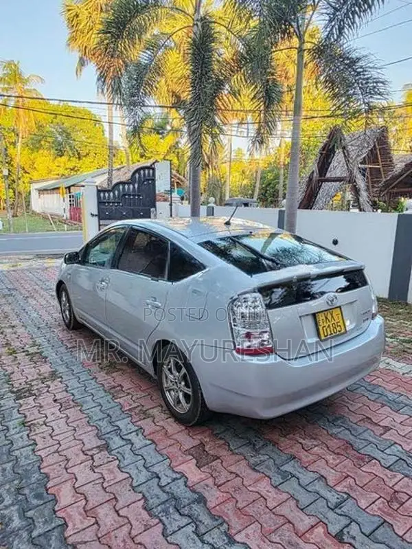 Toyota Prius 2011