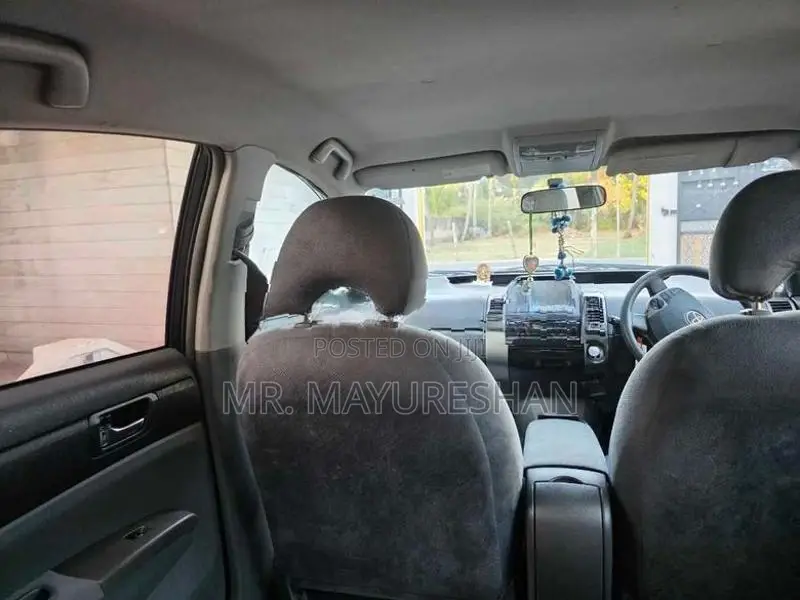 Toyota Prius 2011
