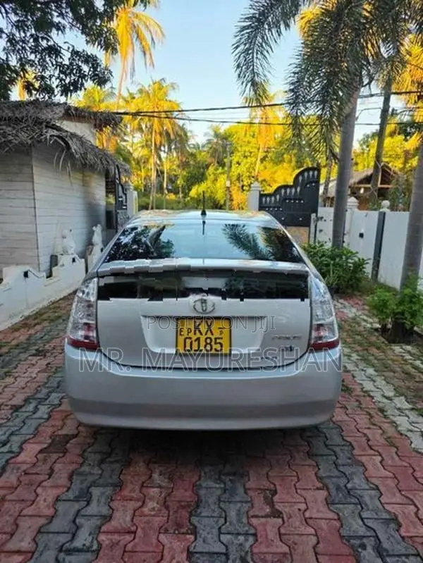 Toyota Prius 2011