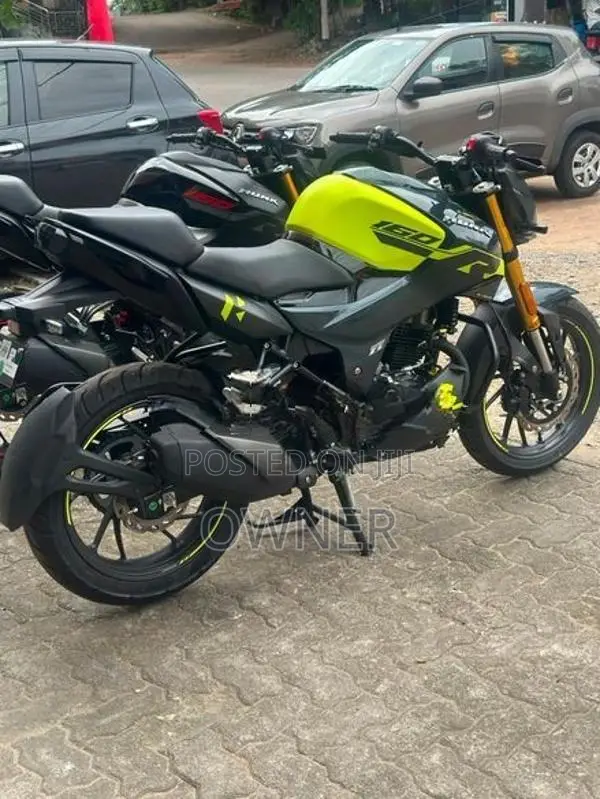 Hero Hunk 160R 2026