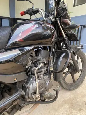 Bajaj Platina 125 2011