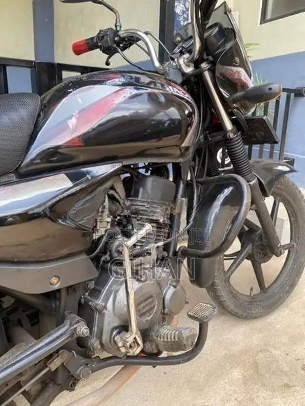 Bajaj Platina 125 2011