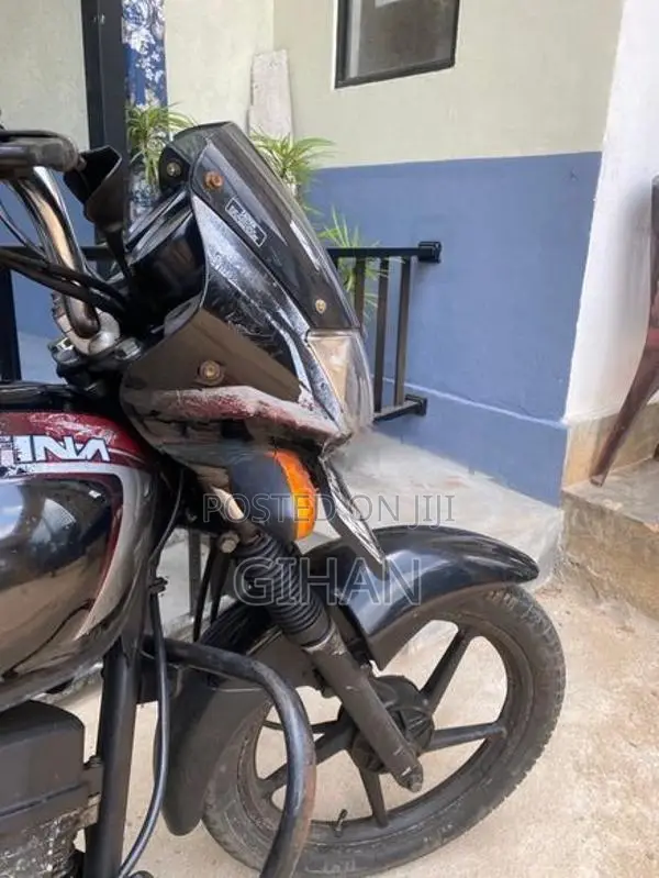 Bajaj Platina 125 2011