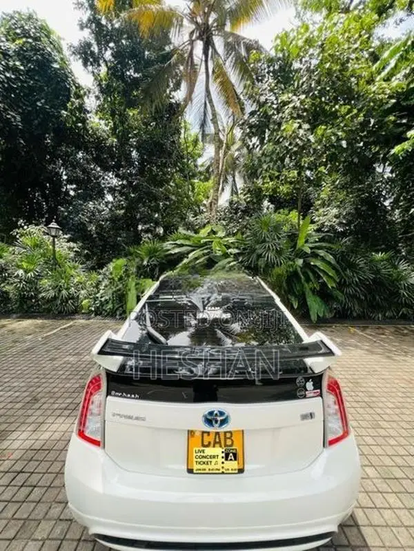 Toyota Prius 2014