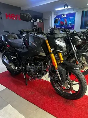 Hero Hunk 160R 2026