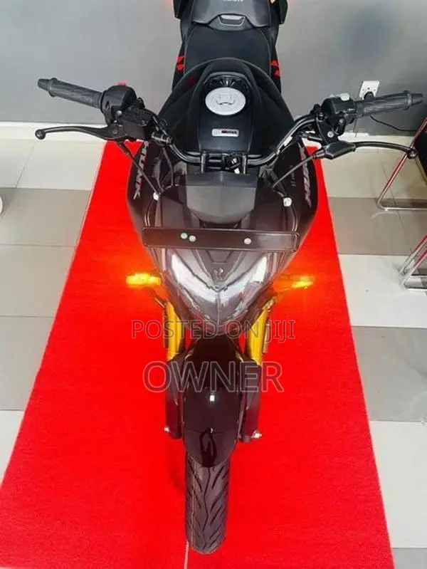 Hero Hunk 160R 2026