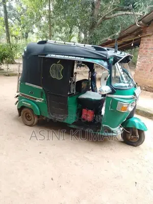 Bajaj RE 2014