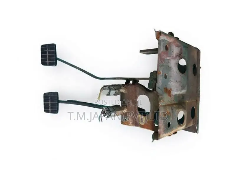 Nissan D21 Brake Padel