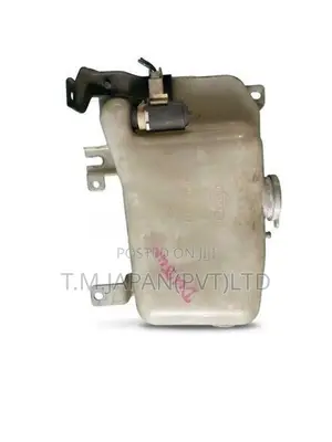 Nissan D21 Washer Bottle