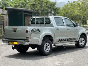 Toyota Hilux Vigo 2008