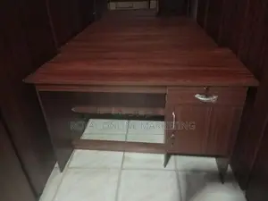 4 by 2 Office Table (OT-9)