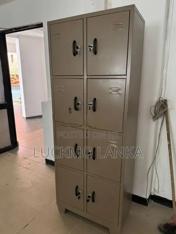 New Steel Unit 8 Locker Set (Nnn10)