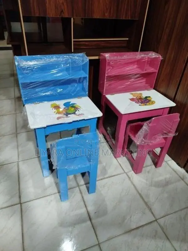 Kids Table and chair – Half Rack