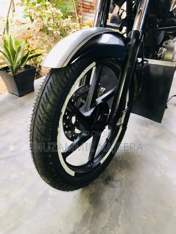 Bajaj Pulsar 150 2016