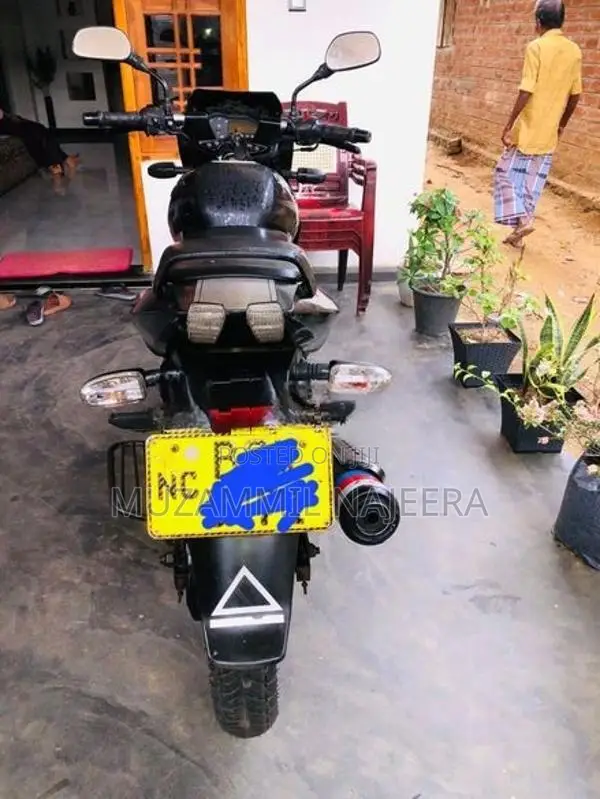 Bajaj Pulsar 150 2016