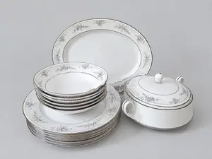 Noritake Dinner Set