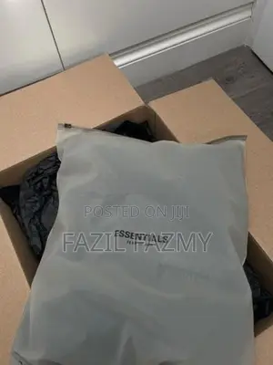 Essentials Hoodies T- Shirt