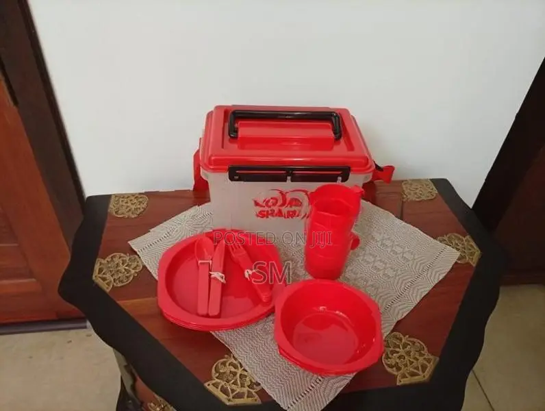 Cups With Plates - Tableware & Utensils