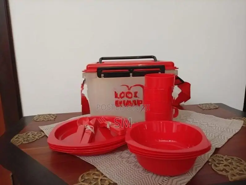 Cups With Plates - Tableware & Utensils