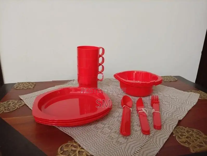 Cups With Plates - Tableware & Utensils