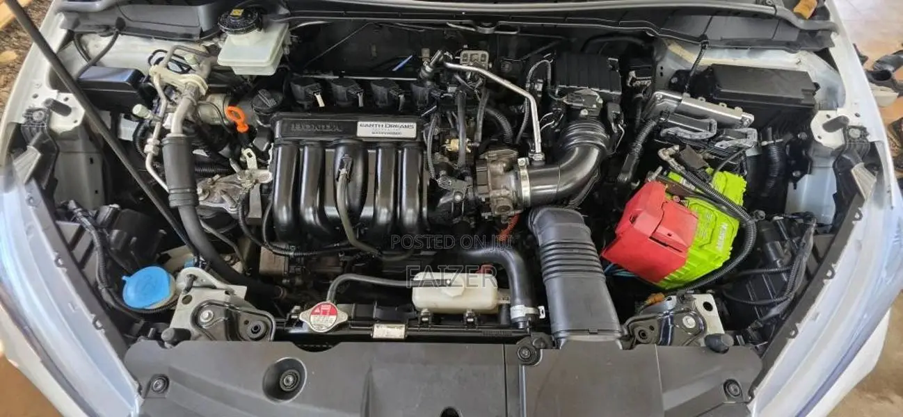 Honda Grace 2017 Car (Used)
