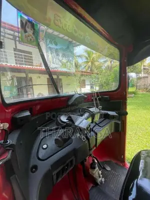 Bajaj 4 Stroke 2016 Three Wheel (Used)