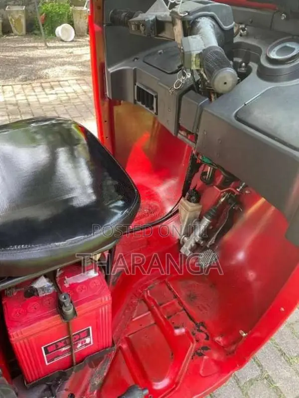 Bajaj 4 Stroke 2016 Three Wheel (Used)