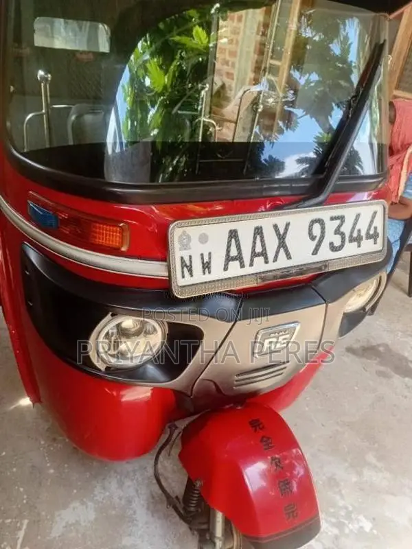 Bajaj RE 2015 Three Wheel (Used)