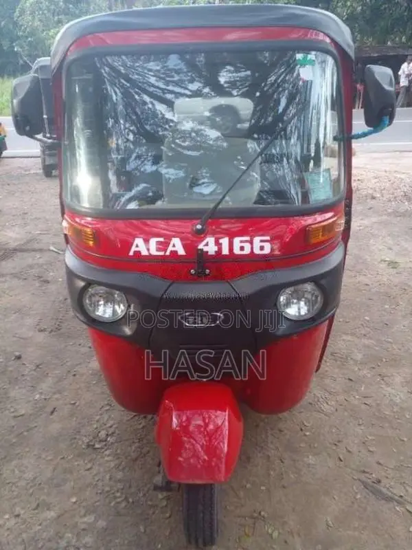 Bajaj RE 2026 Three Wheel (Used)