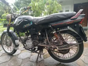 Bajaj Byk 2002 Motorbike (Used)