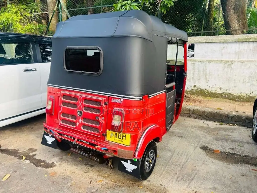 Bajaj RE 2016 Three Wheel (Used)