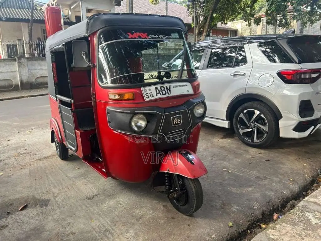 Bajaj RE 2016 Three Wheel (Used)