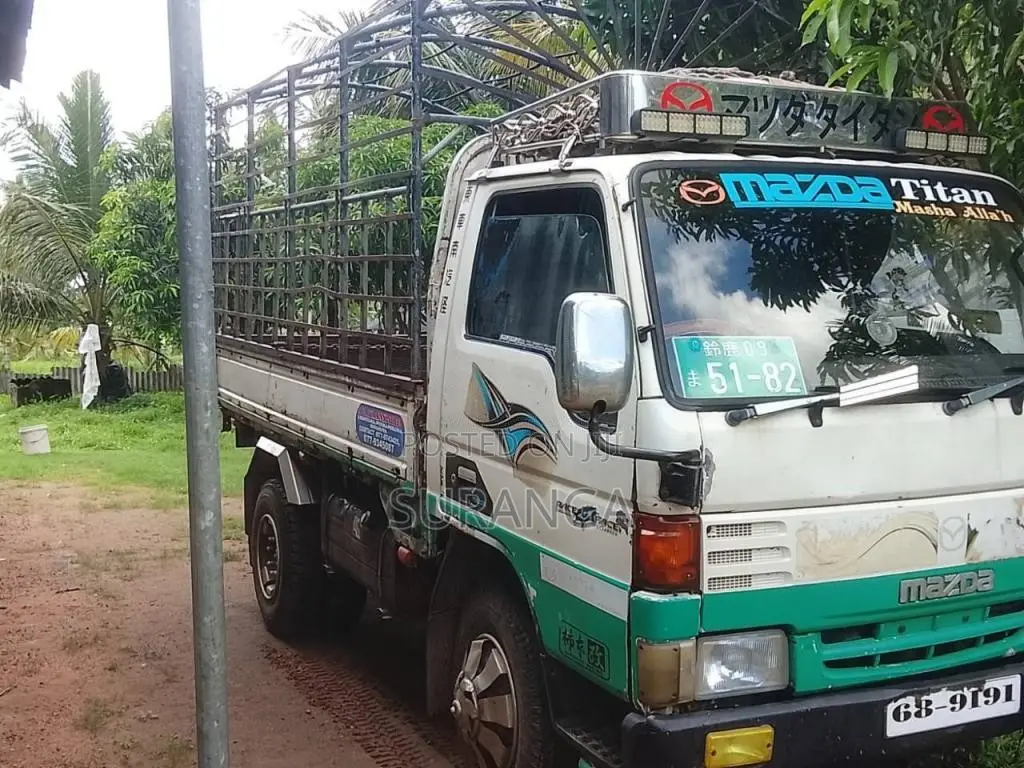 Mazda Lore 1994 Lorry (Used)