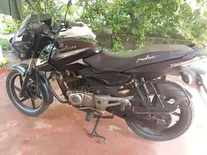 Bajaj Pulsar 2015 Motorbike (Used)