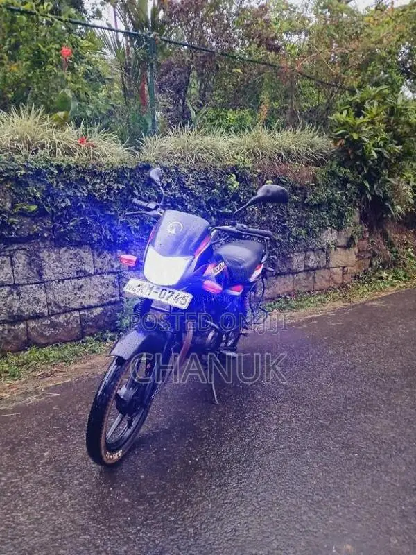 Bajaj Platina 2012 Motorbike (Used)