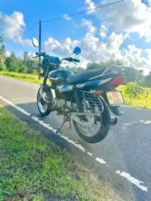 Bajaj CT-100 2011 Motorbike (Used)