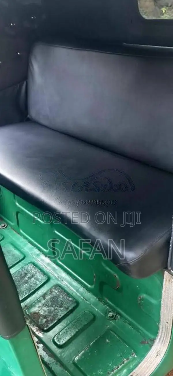 Bajaj 2 Stroke 2006 Three Wheel (Used)