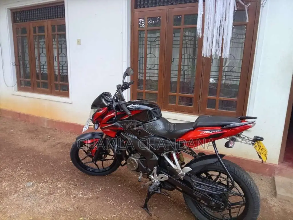 Bajaj Pulsar NS150 2016 Motorbike (Used)