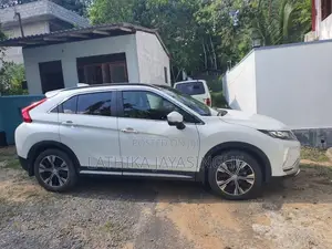 Mitsubishi Eclipse Cross G Plus 4WD 2018 SUV (Used)