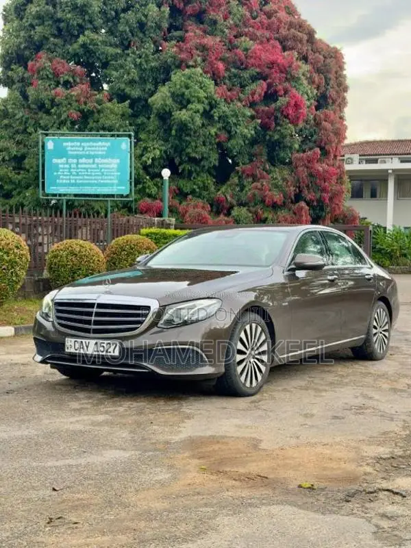 Mercedes-Benz E350e 2018 Car (Used)