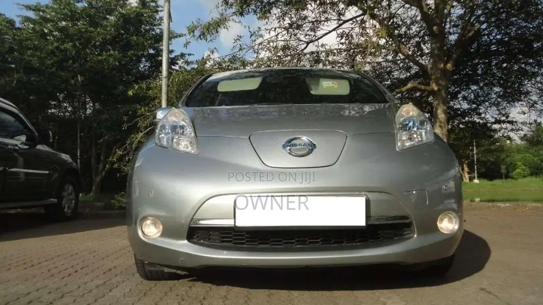 Nissan Leaf Acenta Azeo 2014 Car (Used)