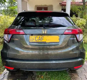 Honda Vezel Z 2015 SUV (Used)